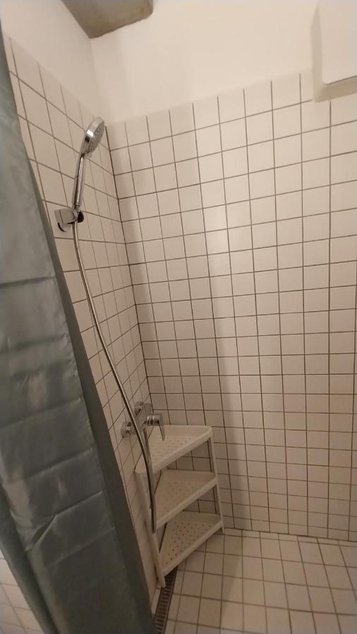 Peaceful Basement With Terrace & Free Gym Будапешт