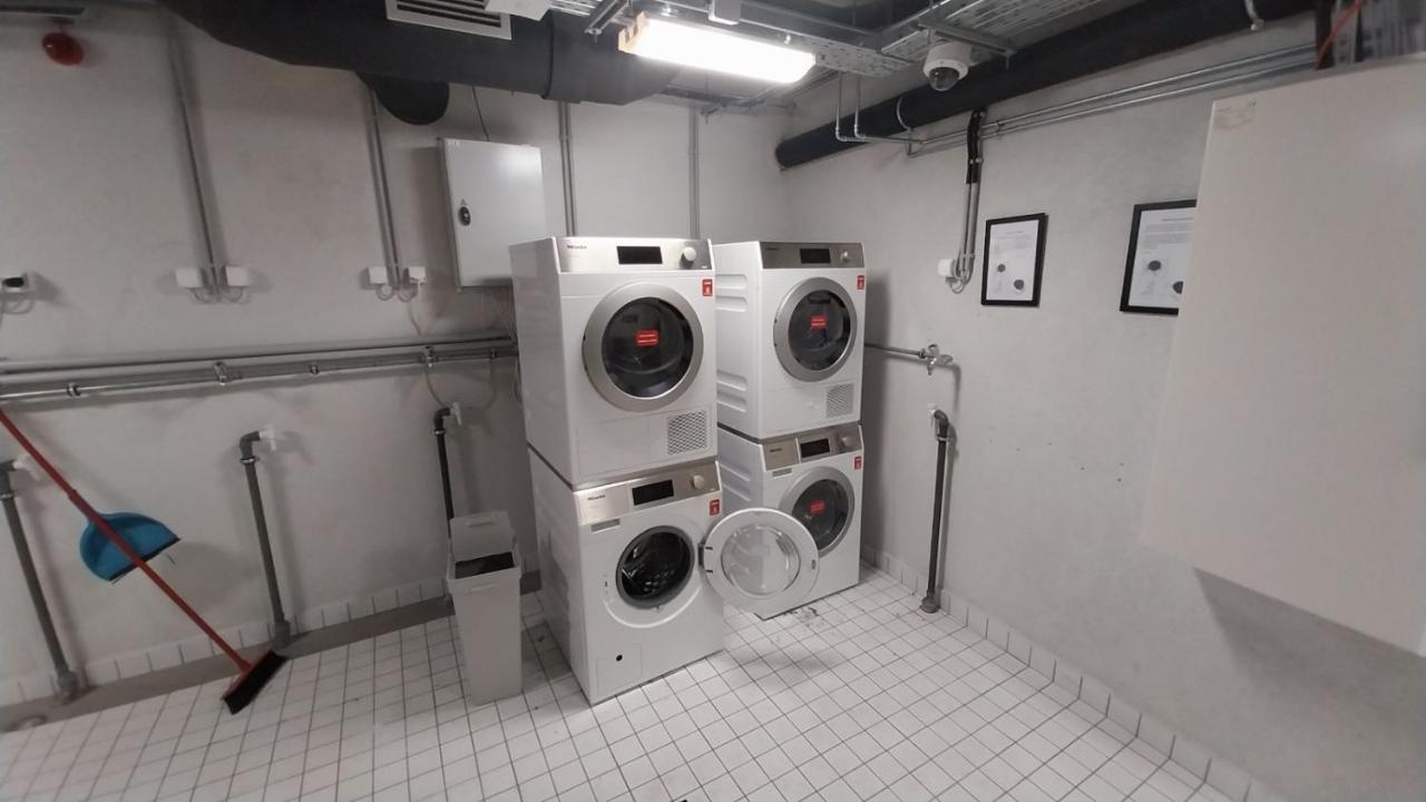 Peaceful Basement With Terrace & Free Gym Будапешт